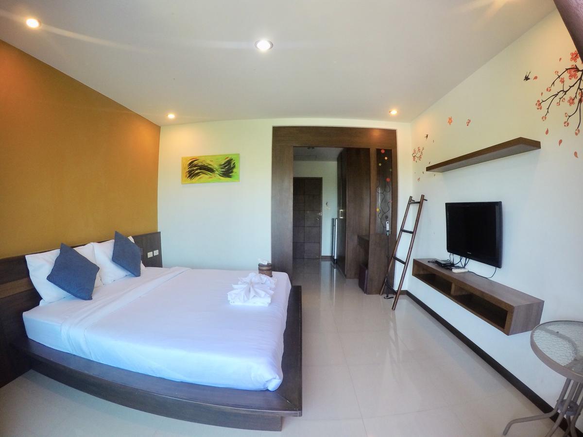 Benjamas Place Rawai Exterior photo